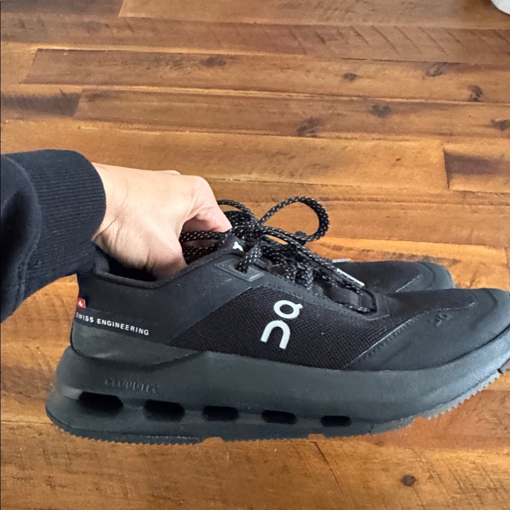 On Running Kids' Sneakers in Black
